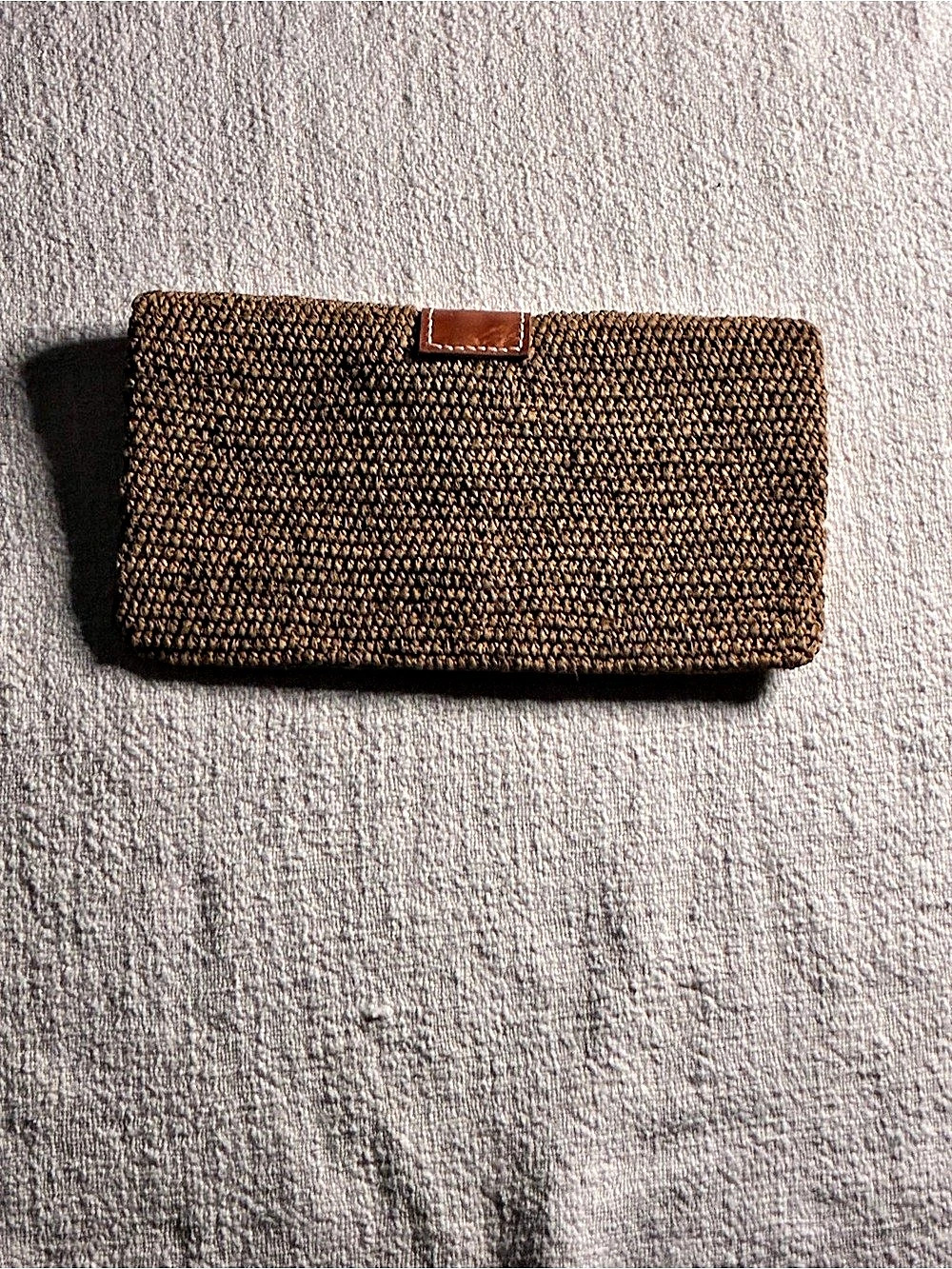 I BELIV Woven Raffia Clutch in Brown & Beige
